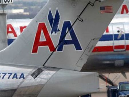 13000 பேரை வீட்டுக்கு அனுப்பும் அமெரிக்கன் ஏர்லைன்ஸ்... பென்ஷன் பிளானும் 'கட்'!