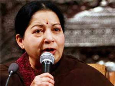 புயல் நிவாரண நிதி பெற்றுத் தருவதில் ப.சிதம்பரம் பாராமுகம்: ஜெயலலிதா குற்றச்சாட்டு