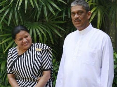 இலங்கை அரசிடம் சரத்பொன்சேகா ஒருபோதும் மன்னிப்பு கேட்கமாட்டார்: பொன்சேகா மனைவி அனோமா