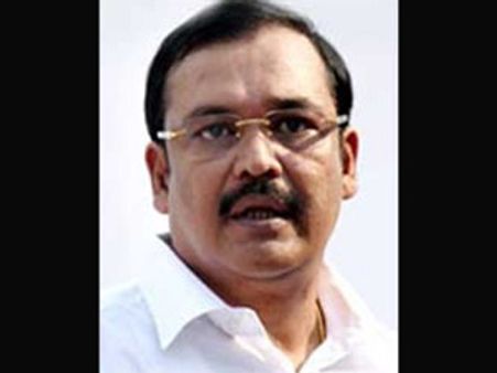 போலீஸ் விசாரணை 'தாங்கவில்லை'..சிபிஐ விசாரணை கோர ராவணன் முடிவு?