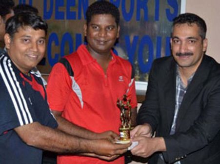 துபாயில் அமீரக தமிழ்ச் சங்கம் நடத்திய இறகுப் பந்து போட்டி 2012, காதலர் தின கொண்டாட்டம்