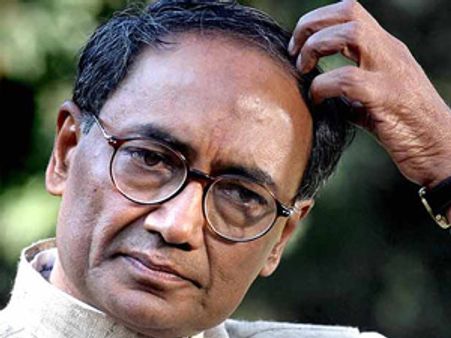 உபியில் காங்கிரசுக்கு குறைஞ்சது 100 இடம் கிடைக்கும்: திக்விஜய்சிங் ஆரூடம்