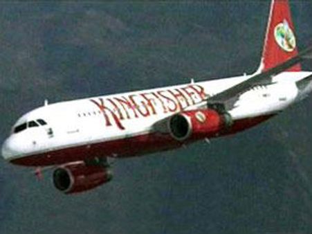 சம்பளம் தராததால் 50 கிங்பிஷர் விமானங்களை தரையிறக்கிய பைலட்டுகள்!