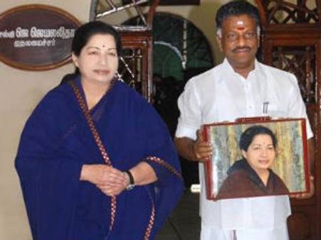 நற்குணங்களின் உறைவிடம், கருணையின் திருவுருவம் ஜெயலலிதா: ஓ.பி. பாராட்டு மழை