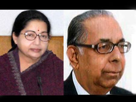 '100 பெட்டிஷன்' போட்டு வழக்கை இழுத்தடிக்கும் ஜெ-நீதிமன்ற அவமதிப்பு நடவடிக்கை கோரும் ஆச்சாரியா