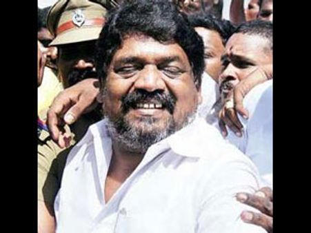 கேபிபி சாமி திமுகவிலிருந்து விலகத் திட்டம்?- கனிமொழி மூலம் கருணாநிதி சமாதானம்??