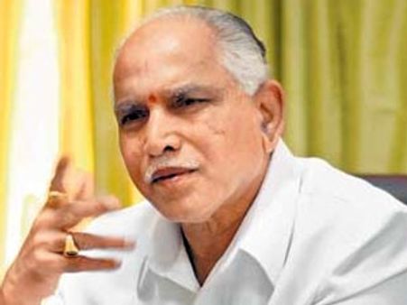 கர்நாடக அரசுக்கு புதிய நெருக்கடி- பிளவை நோக்கிச் செல்லும் பாஜக- 10 அமைச்சர்கள் ராஜினாமா