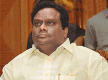 கலப்பு திருமணம் செஞ்சா வெட்டி தள்ளுங்க...: காடுவெட்டி குரு பேச்சுக்கு எதிராக வழக்கு