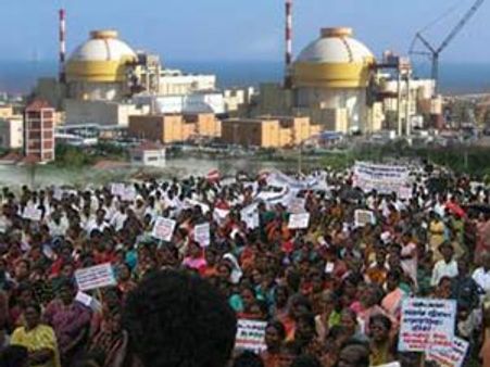 கூடங்குளம் அணு உலைக்கு எதிராகப் போராடியோர் மீதான அனைத்து வழக்குகளைத் திரும்பப் பெற கோரிக்கை