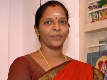 சங்கரன்கோவில் எம்.எல்.ஏ. முத்துசெல்வி, குடும்பத்தினர் மீது கொலை மிரட்டல் புகார்