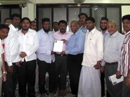 துபாயில் கூடிய ஈமான் அமைப்பின் செய‌ற்குழு