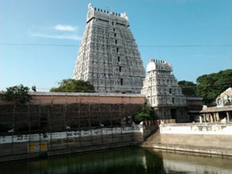 கோவில்களில் செல்போன் பேச்சை தடுக்க ஜாமர் கருவி பொருத்த தமிழக அரசு திட்டம்