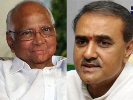 அப்பவும் இப்பவும் நம்பர் -3 தானா?: அமைச்சர் பதவியே வேண்டாம் என முடிவெடுத்த சரத்பவார்