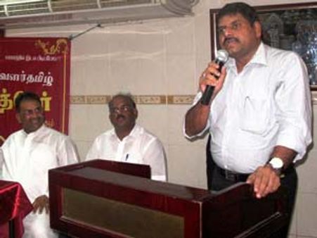 துபாயில் வான‌லை வ‌ள‌ர்த‌மிழ் அமைப்பு ந‌ட‌த்திய‌ இஃப்தார் நிக‌ழ்ச்சி