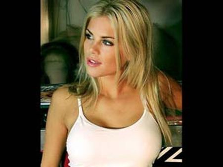 டைகர் உட்ஸின் மனைவிக்கு கிடைத்தார் புதுக் காதலன்!