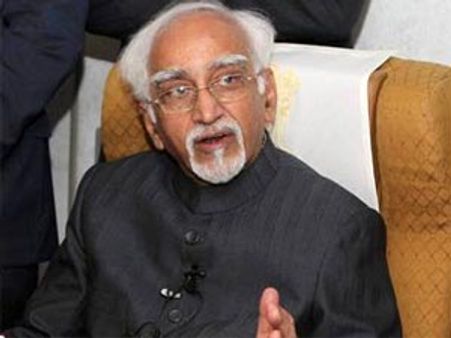 2வது முறையாக துணை ஜனாதிபதியான பன்முக திறமை கொண்ட ஹமீத் அன்சாரி!