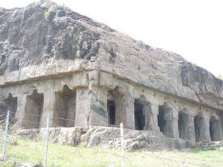 மாமண்டூர் குகை!