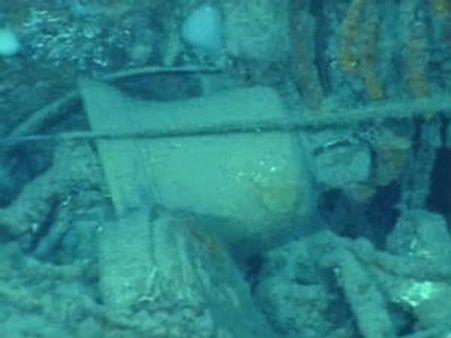 ஹிட்லர் மூழ்கடித்த இங்கிலாந்து கப்பலின் மணியை மீட்க கப்பல் அனுப்பிய மைக்ரோசாப்ட் நிறுவனர்