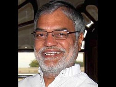 சி.பி.ஜோஷிக்கு கூடுதல் பொறுப்பாக ரயில்வே அமைச்சர் பதவி