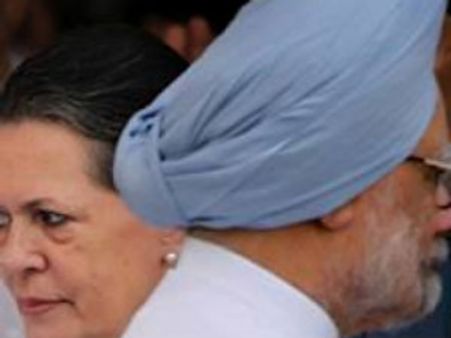 ''சோனியா ஜி, கேக்கை வெட்டட்டுமா?''.. பிரதமரின் பிறந்தநாள் பார்ட்டி!