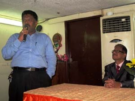 ஷார்ஜாவில் த‌மிழ்நாடு ப‌ண்பாட்டு க‌ழ‌க‌ த‌லைவ‌ர் பா.இராமலிங்கத்திற்கு பிரிவு உப‌சார‌ விழா