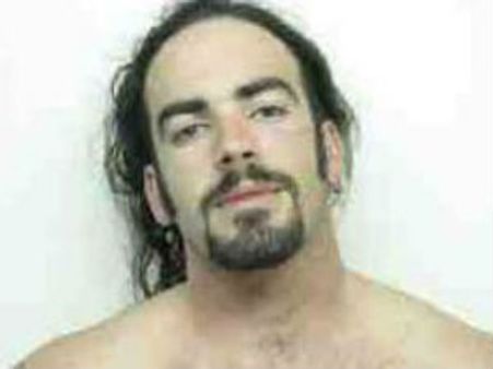 கரப்பான் பூச்சியை சாப்பிட்டு வெற்றிபெற்றவர் திடீர் மரணம்