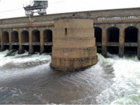 தமிழகத்துக்கு 8.75 டிஎம்சி நீரை திறந்துவிட காவிரி கண்காணிப்பு குழு உத்தரவு: கர்நாடகம் வெளிநடப்பு!