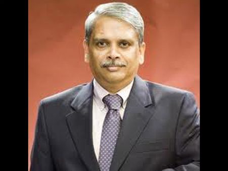 இந்தியாவின் பெரும் பணக்காரர்கள் பட்டியலில் 'இன்போசிஸ்' கோபாலகிருஷ்ணன், 'முத்தூட்' ஜார்ஜ்!