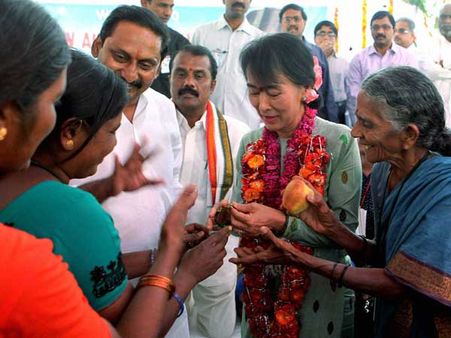 ஆந்திராவில் உள்ள காலனி ஒன்றுக்கு ஆங் சான் சூகி பெயர் சூட்டிய மக்கள்