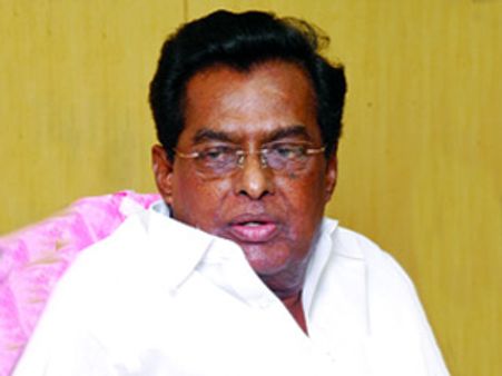 திமுகவின் 'இரும்பு மனிதர்' வீரபாண்டி ஆறுமுகம்... 54 ஆண்டு அரசியலில் சில சுவடுகள்!