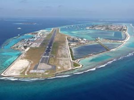 இந்திய நிறுவனத்தின் விமான நிலைய காண்ட்ராக்ட்டை அதிரடியாக ரத்து செய்த மாலத்தீவுகள்!