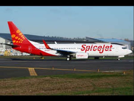 ரூ.2013க்கு 10 லட்சம் டிக்கெட்டுகள்.. ஸ்பைஸ் ஜெட் அதிரடி ஆபர்.. விற்றுத் தீர்ந்த 7 லட்சம் டிக்கெட்டுகள்!