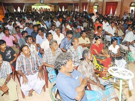 இலங்கை போரில் பாதிக்கப்பட்ட 1,000 தமிழ் குடும்பங்களுக்கு ரூ. 30 லட்சம் நலத்திட்ட உதவி