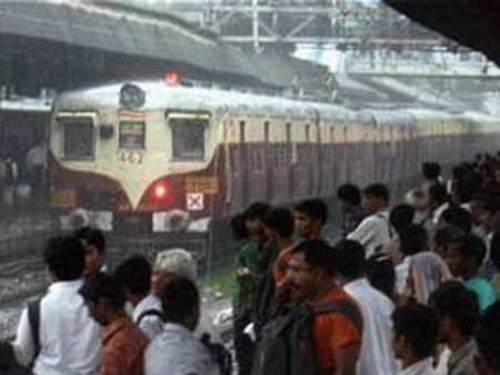 ரயில் சேவை விபரங்களை அறிய '139'ல் தொடர்பு கொள்க