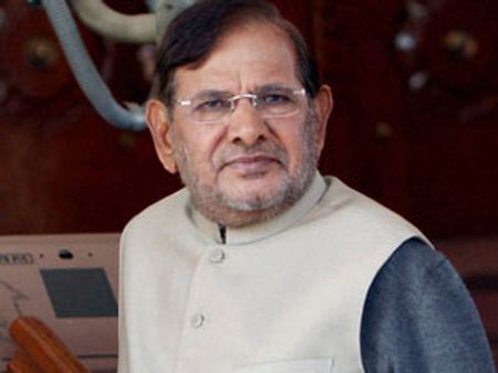 பிரதமர் வேட்பாளரை தேர்வு செய்ய பாஜகவில் ஏன் இப்படி ஒரு அவசரம்?: சரத் யாதவ்