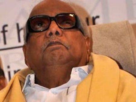 'விஸ்வரூபம்': விஜய்காந்தை தொடர்ந்து- கருணாநிதி மீதும் ஜெ. அவதூறு வழக்கு!!