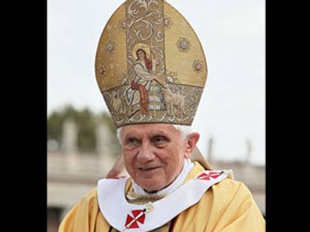 போப்பாண்டவர் திடீர் ராஜினாமா: 28ம் தேதியுடன் விலகுகிறார்