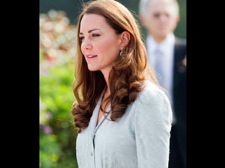 கர்ப்பிணி கேட்டின் 'பிகினி' படங்களைப் பிரசுரிக்கத் தயாராகும் 'சி'...!