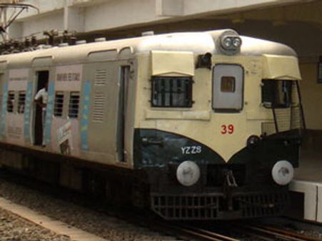 இணையதளம், செல்போன் மூலம் 24 மணி நேரமும் இனி டிக்கெட் முன்பதிவு செய்யலாம்