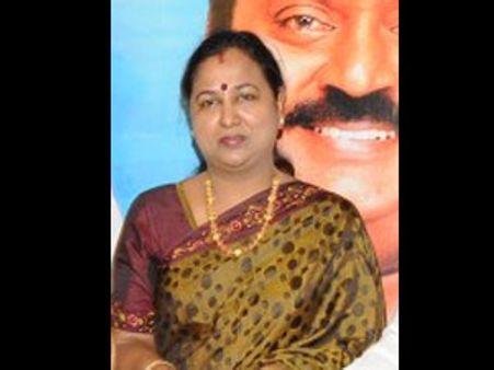 5 இலைகள் தான் உதிர்ந்துள்ளன; ஆனால் தேமுதிக என்பது ஆலமரம்: பிரேமலதா