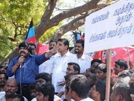 பாலச்சந்திரன் ஆவி…. உங்களை மன்னிக்காதுடா பாவி: டி.ராஜேந்தர் ஆவேசம்