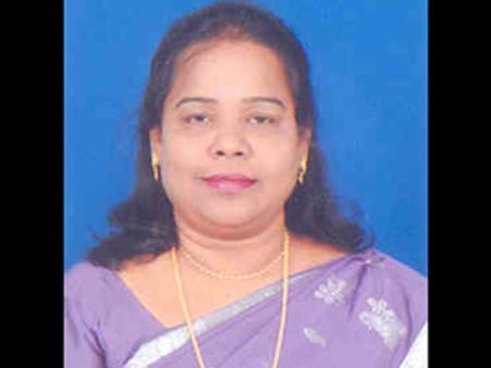 ராஜ்யசபாவில் போராட்டம் நடத்திய திமுக எம்பி. வசந்தி ஸ்டான்லி மயக்கம்!