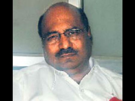 பத்மஸ்ரீ, சாகித்ய அகாடமி விருதுகள் பெற்ற எழுத்தாளர் மானே மீது 3 பெண்கள் கற்பழிப்பு புகார்