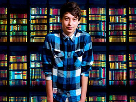 17 வயதில் கோடீஸ்வரன், யாஹூவில் வேலை: இங்கிலாந்து சிறுவன் அபாரம்