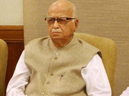 பாபர் மசூதி.. அத்வானிக்கு எதிராக ஏன் இன்னும் அப்பீல் செய்யவில்லை.. அரசுக்கு சுப்ரீம் கோர்ட் சூடு