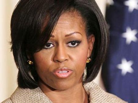 ஒபாமாக்களுக்கு வாயில் 'வாஸ்து' சரியில்லை... 'சிங்கிள் மதர்' என்று பேசி பீதி கிளப்பிய மிஷல்!