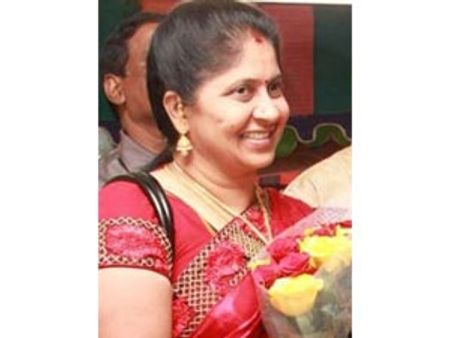 அஞ்சலி ப்ளீஸ்... டெய்லி மாத்திரை சாப்டு, இல்லாட்டி செத்துடுவ- சித்தி பாரதிதேவி உருக்கம்