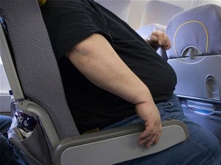 நீங்க குண்டா... அப்போ இனி விமான கட்டணம் அதிகமா கட்டணுமாம்