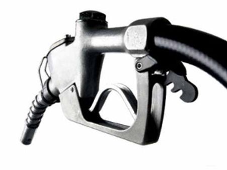கச்சா எண்ணெய் விலை சரிவு: பெட்ரோல் விலை லிட்டருக்கு ரூ.2.50 குறைகிறது
