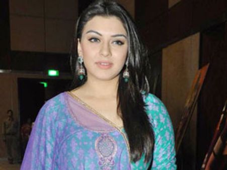 மார்பக புற்றுநோய் குறித்த விழிப்புணர்வு பிரச்சாரத்தில் ஹன்சிகா